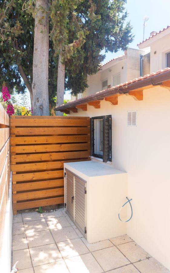 Dub House 3 Apartamento Pafos Exterior foto